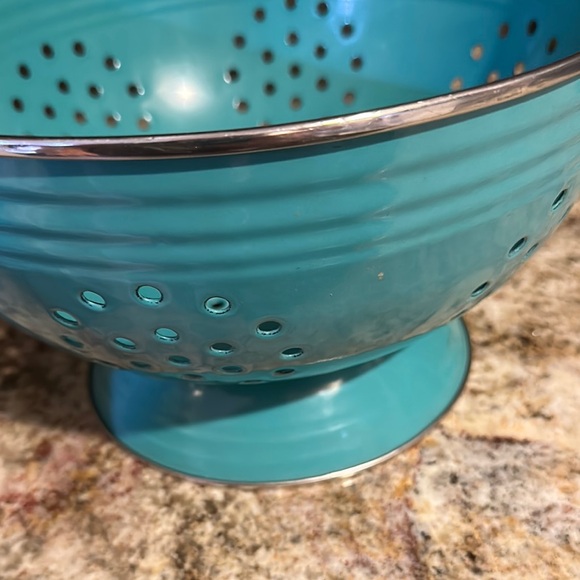 Fiestaware Turquoise Colander - Picture 8 of 10